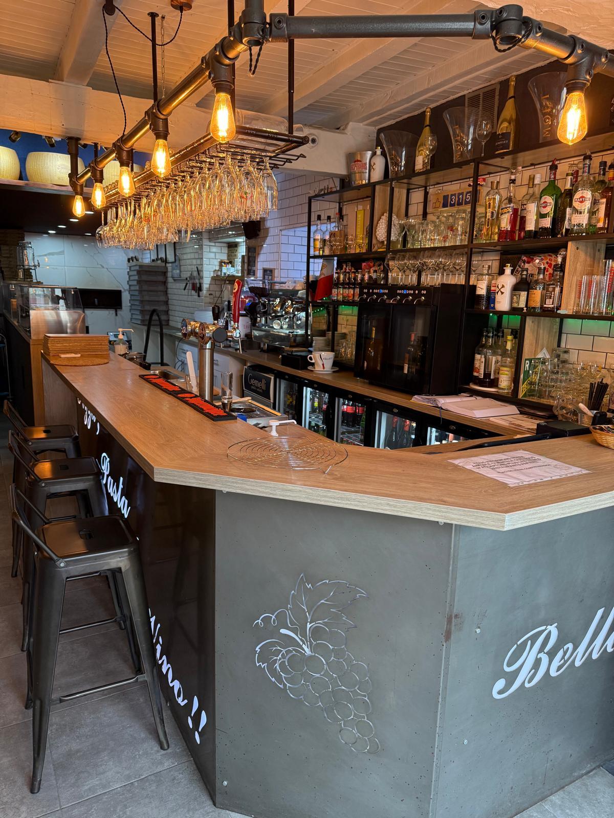 Bar et espace accueil – Pizzeria Bella Ciao